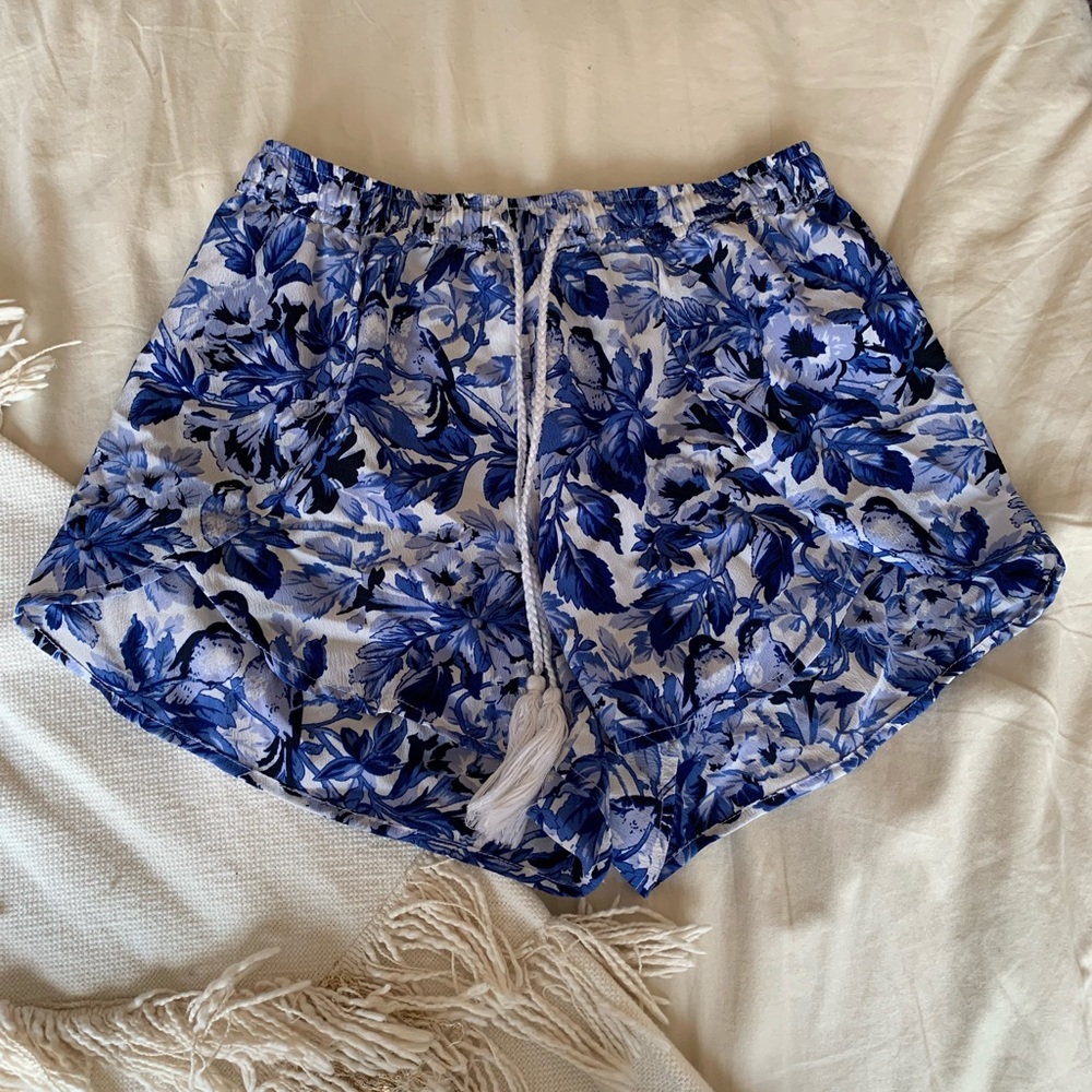 Floral Shorts size 6